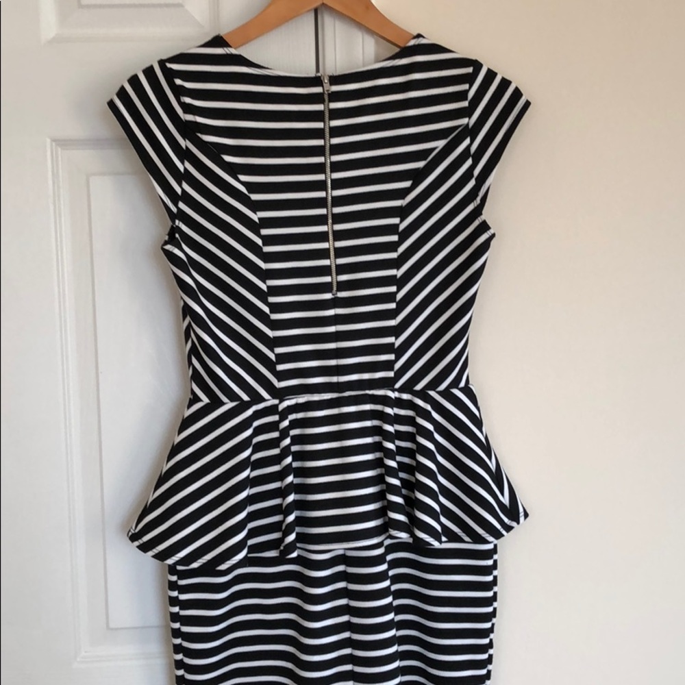 Mossimo black & white stripe peplum dress size‎ SM - Picture 3 of 4